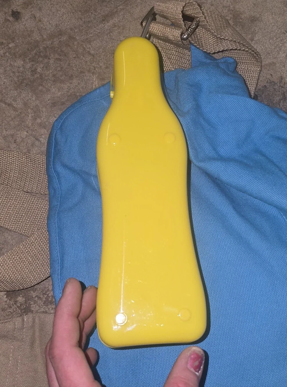 NEW Dog Carrier Cross Bodybbag With Ataxhable Waterbottle